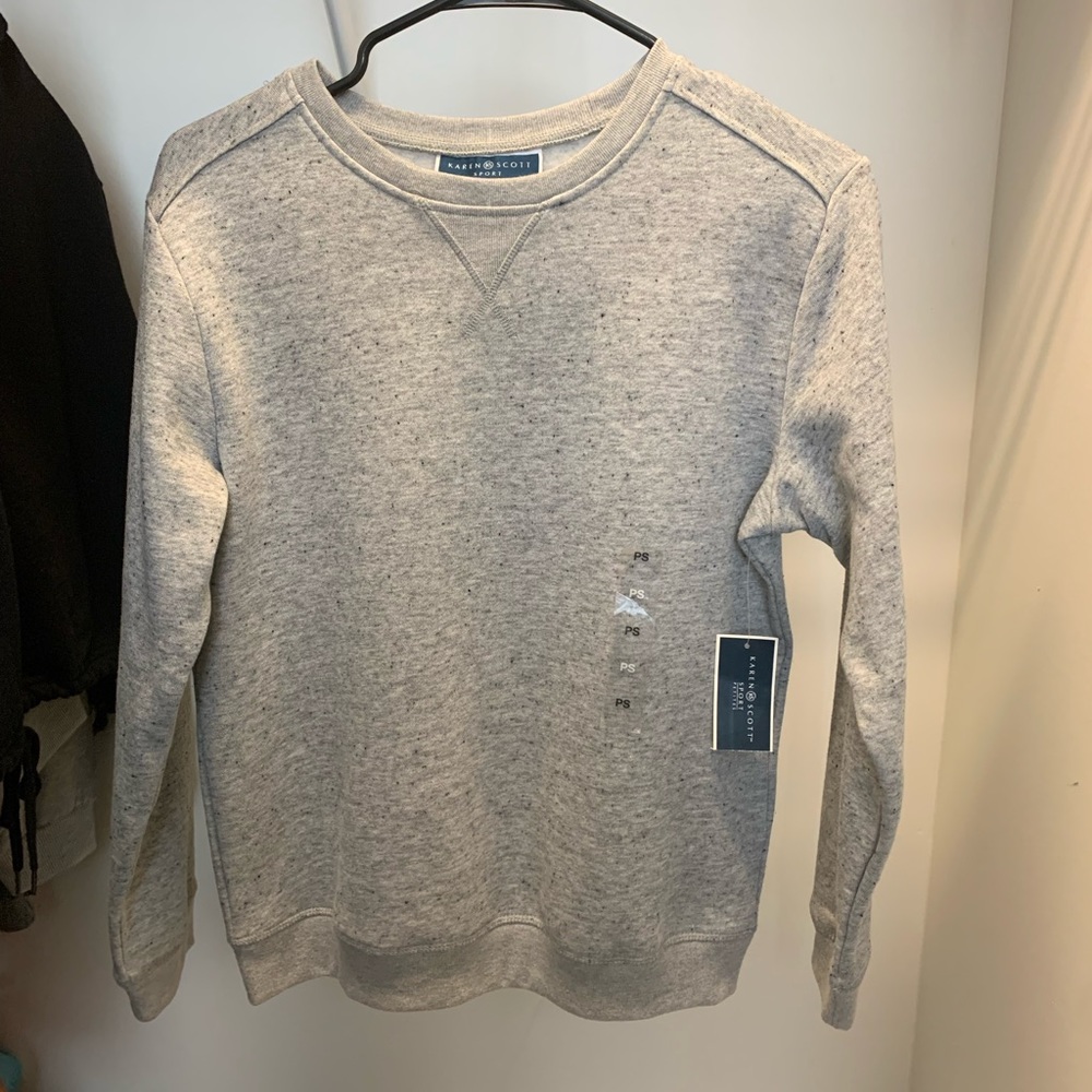 Gray sweatshirt